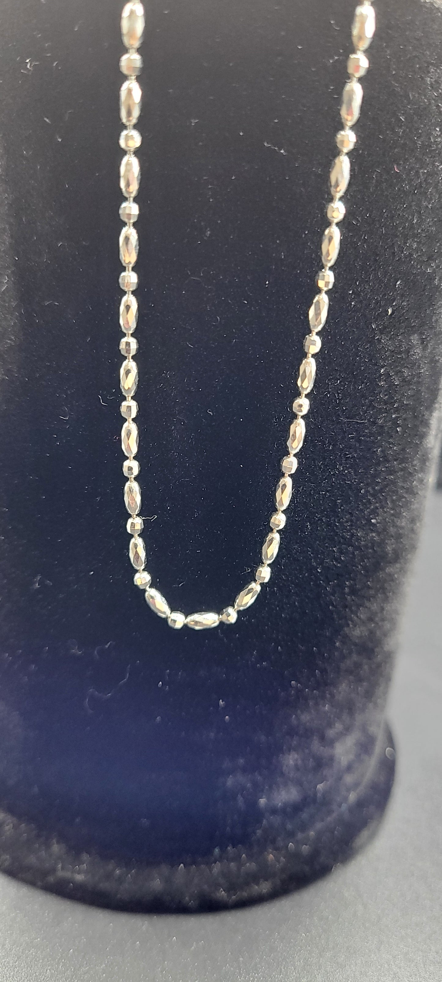 SILVER BEADS CHAIN