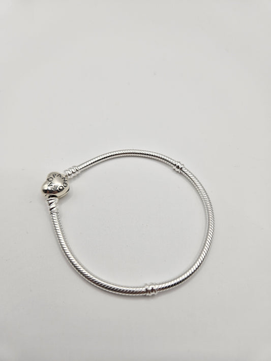 SILVER SNAKE CHAIN BRACELET