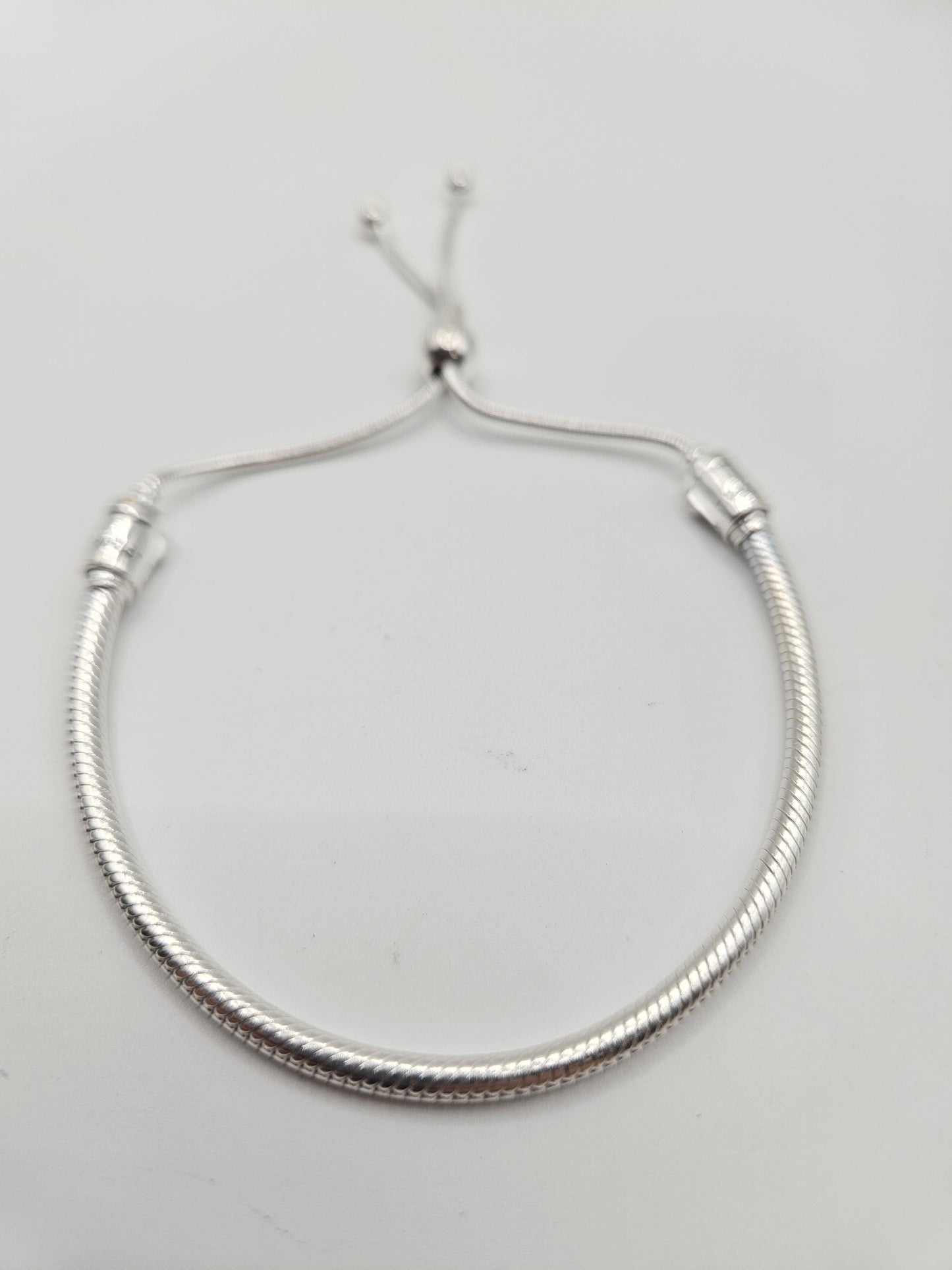 SILVER SNAKE CHAIN SLIDER BRACELET