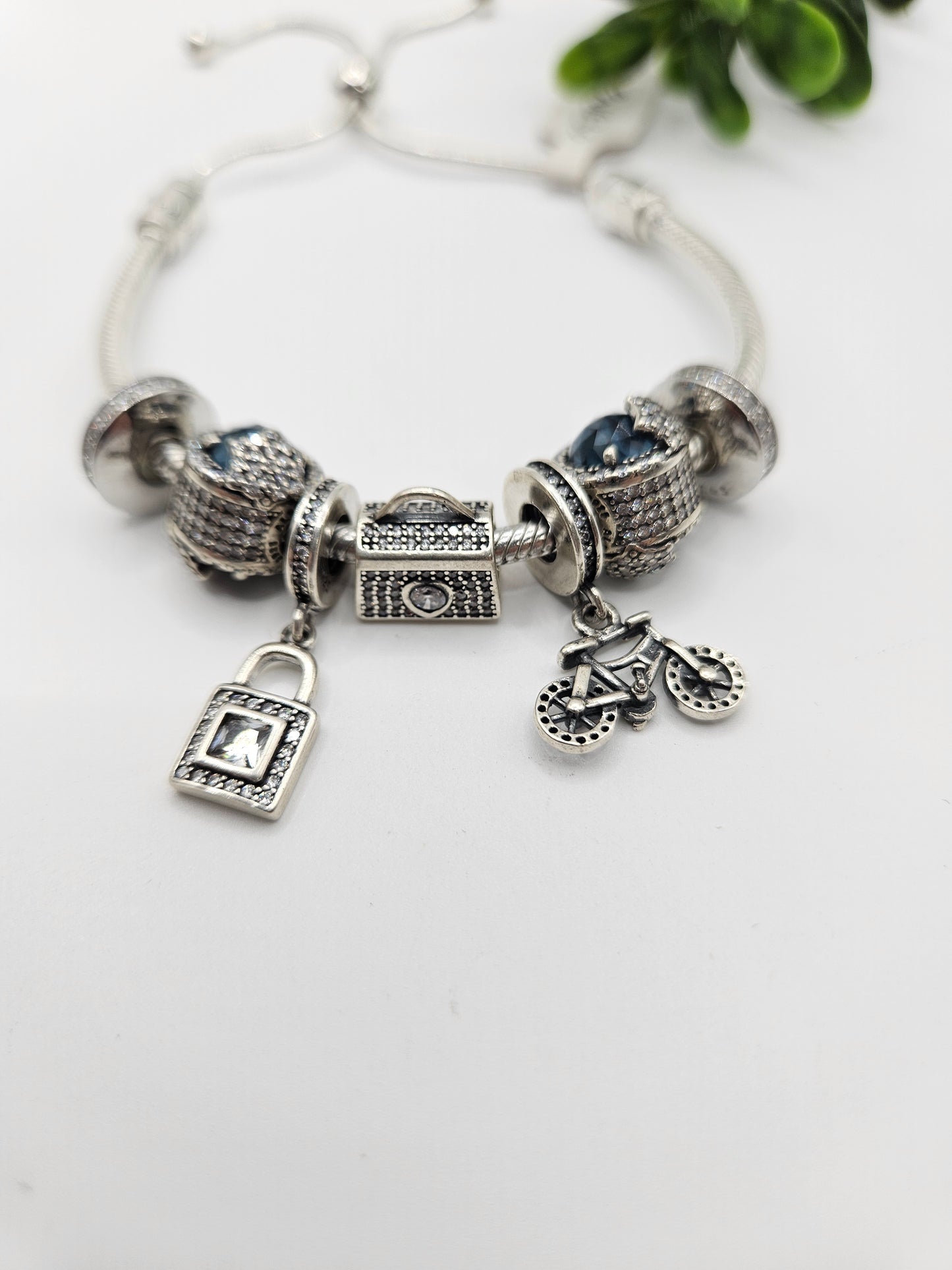 PANDORA CHARMS BRACELET