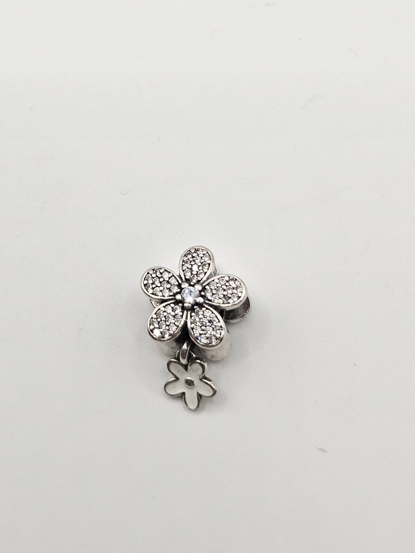 FLOWER CHARM