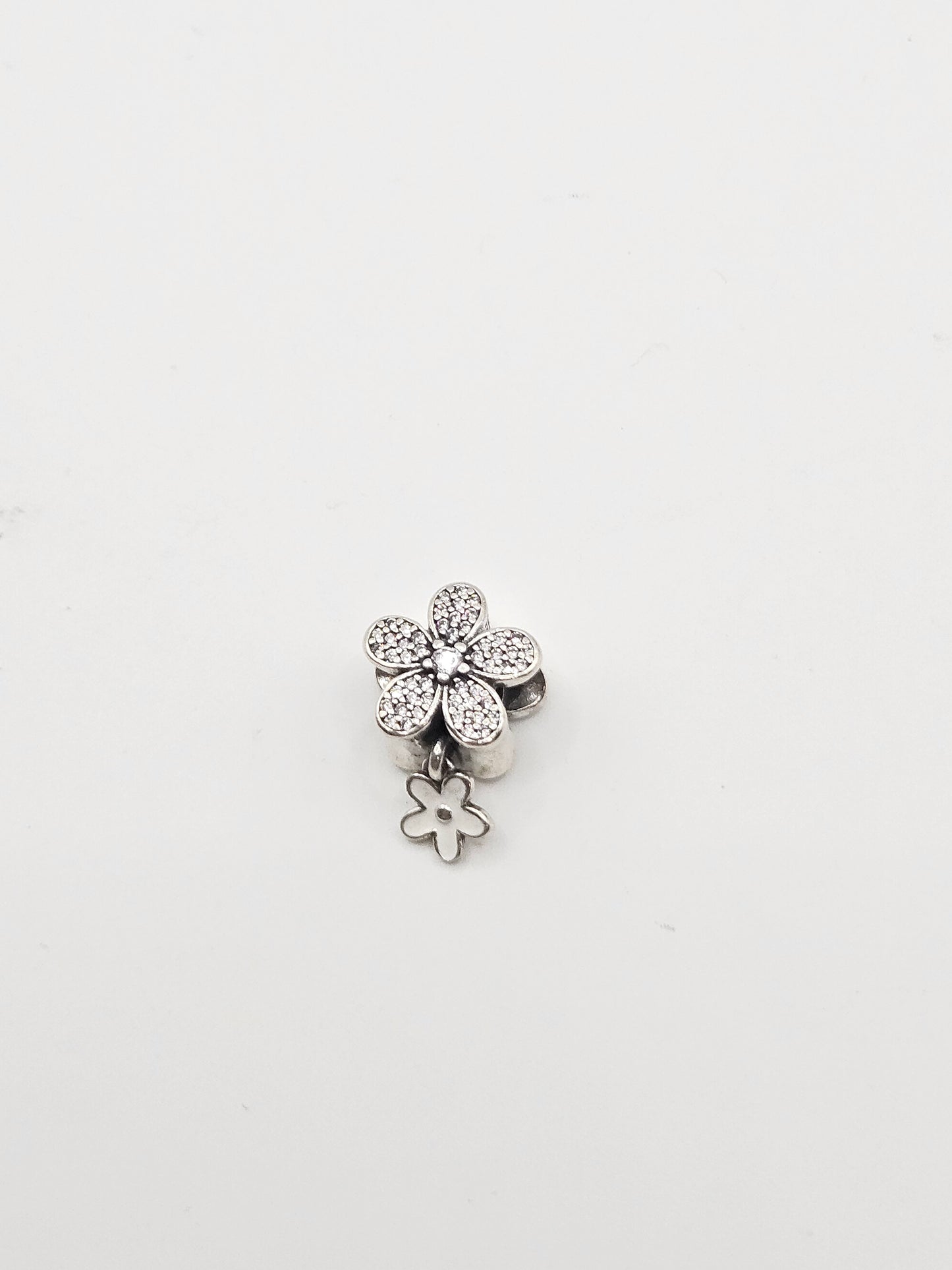 FLOWER CHARM