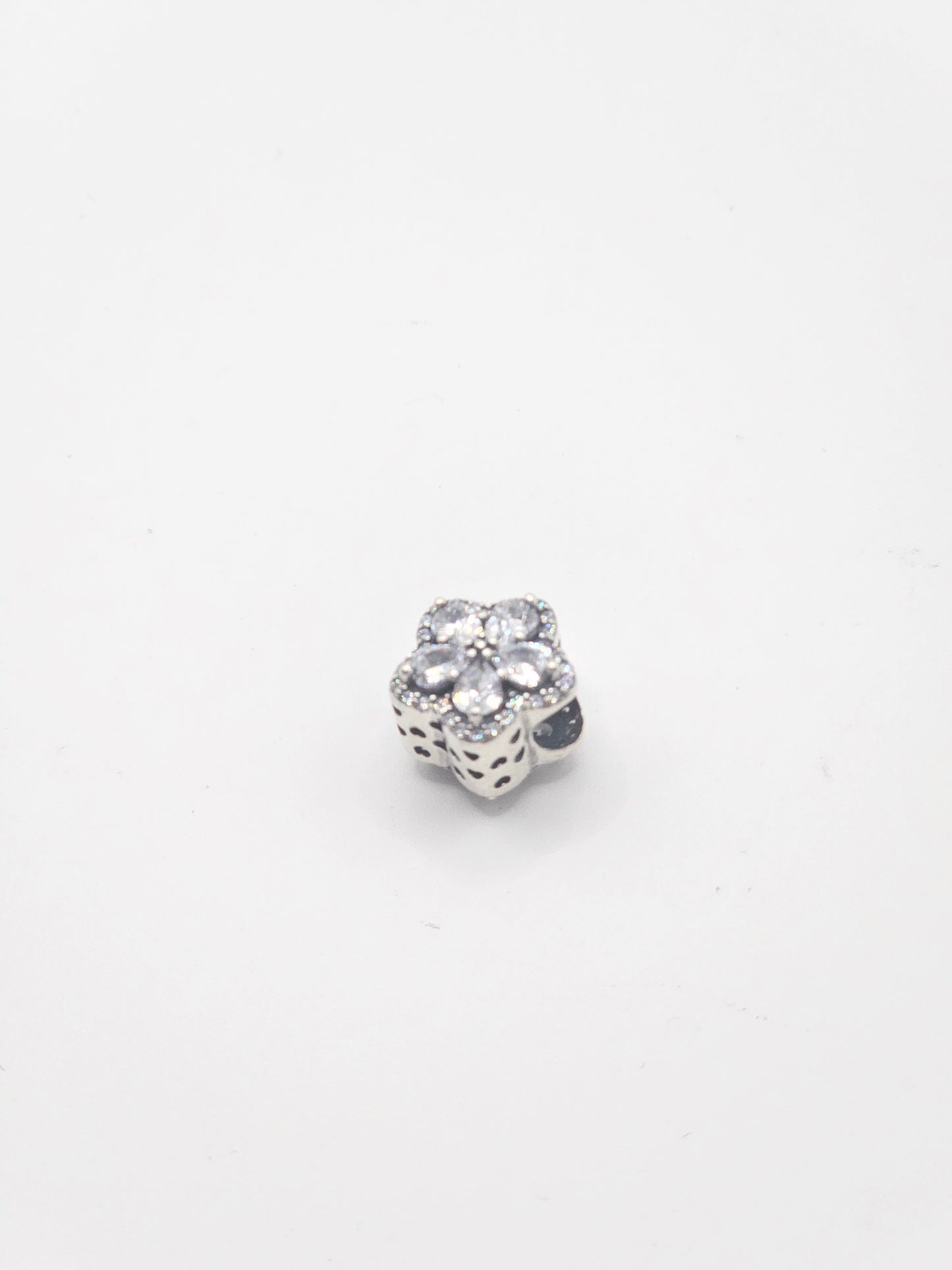 STONE FLOWER CHARM