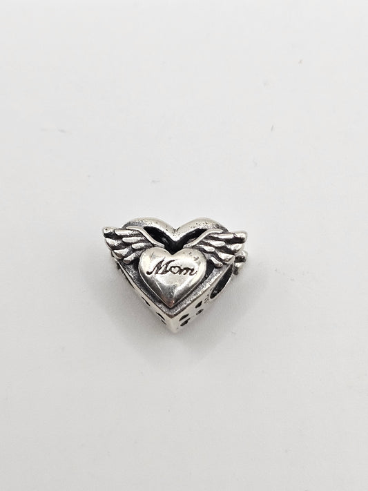 ANGEL HEART MOM CHARM