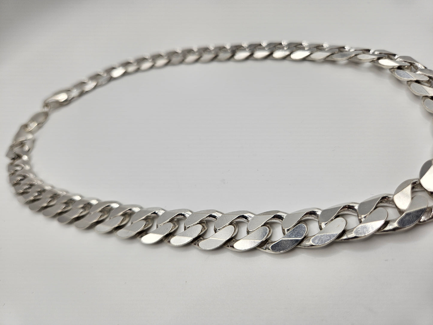 SILVER CUBAN CHAIN