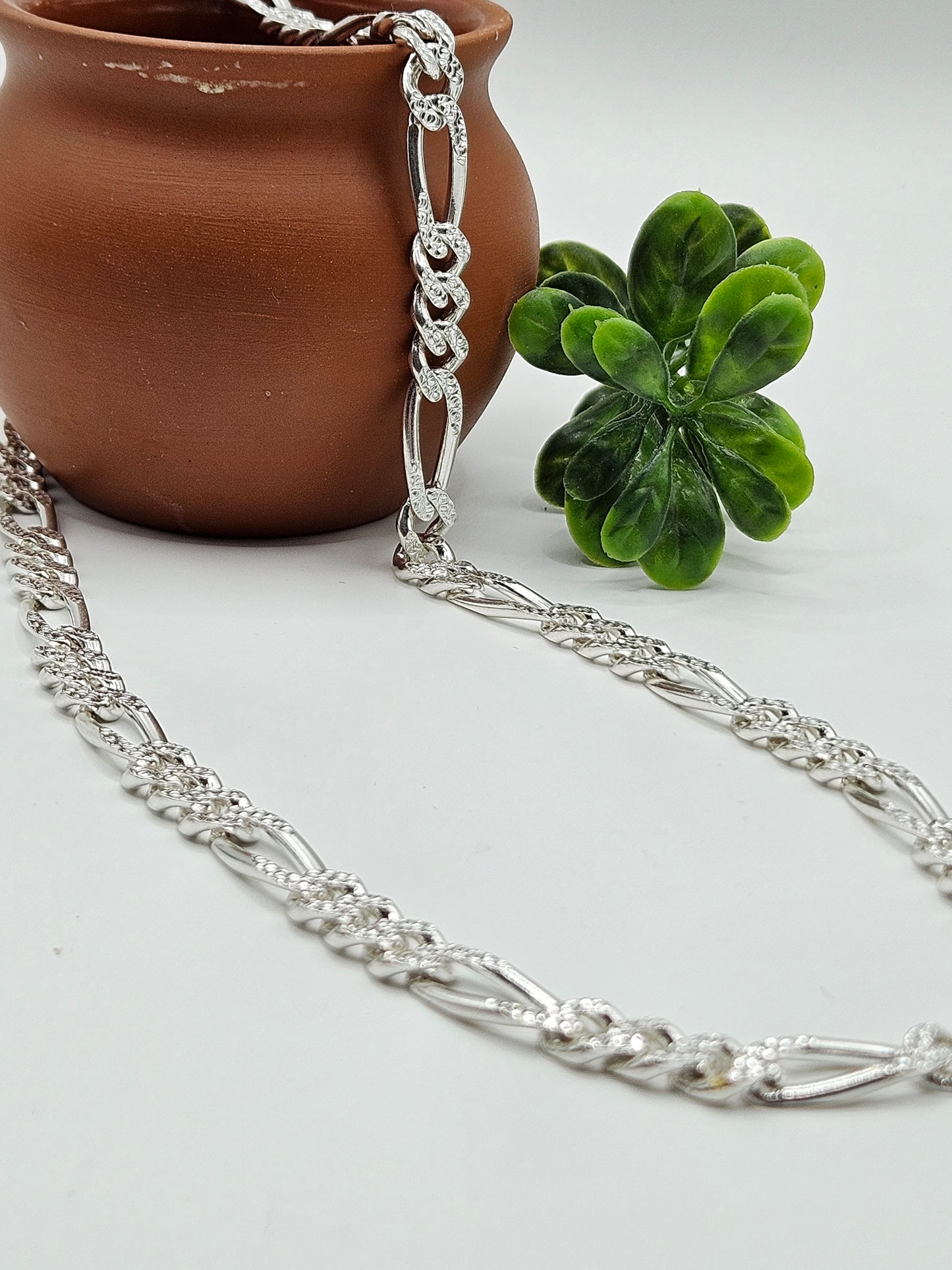 SILVER CUBAN CHAIN