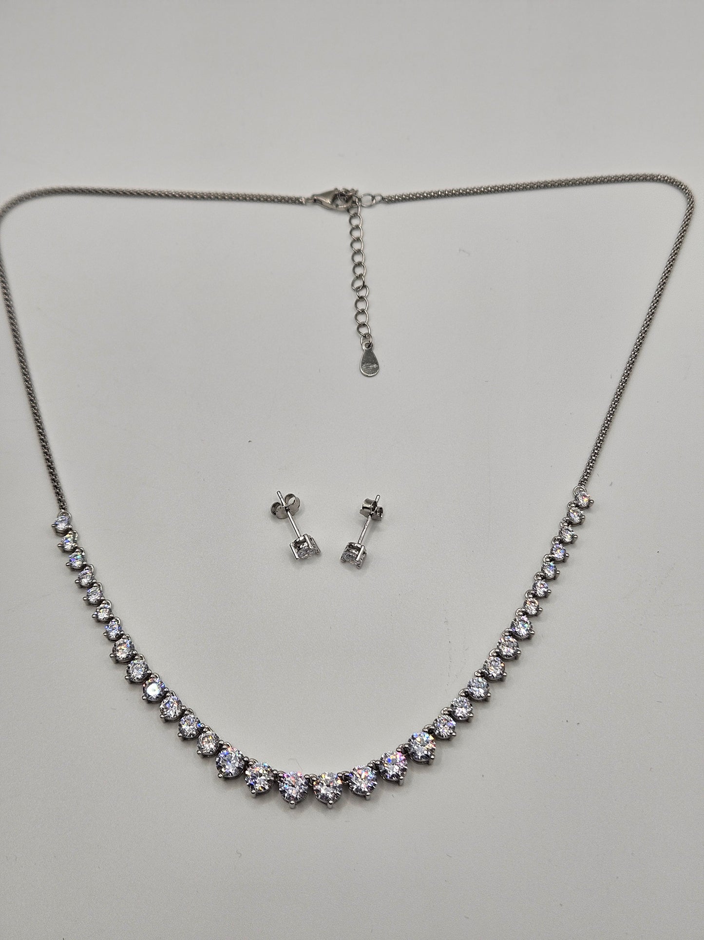 SILVER CZ NECKLACE