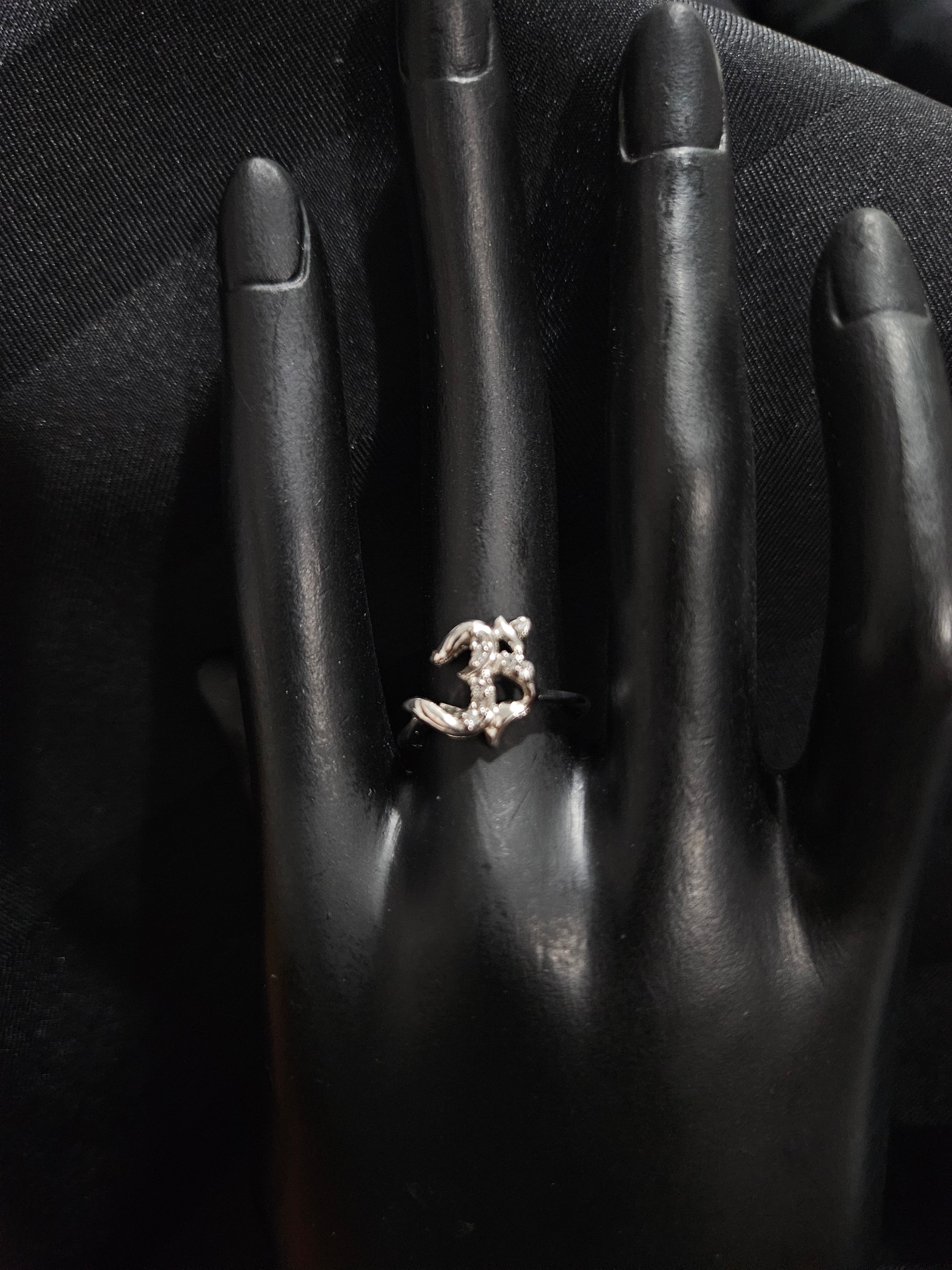 SILVER CZ STUDDED RING