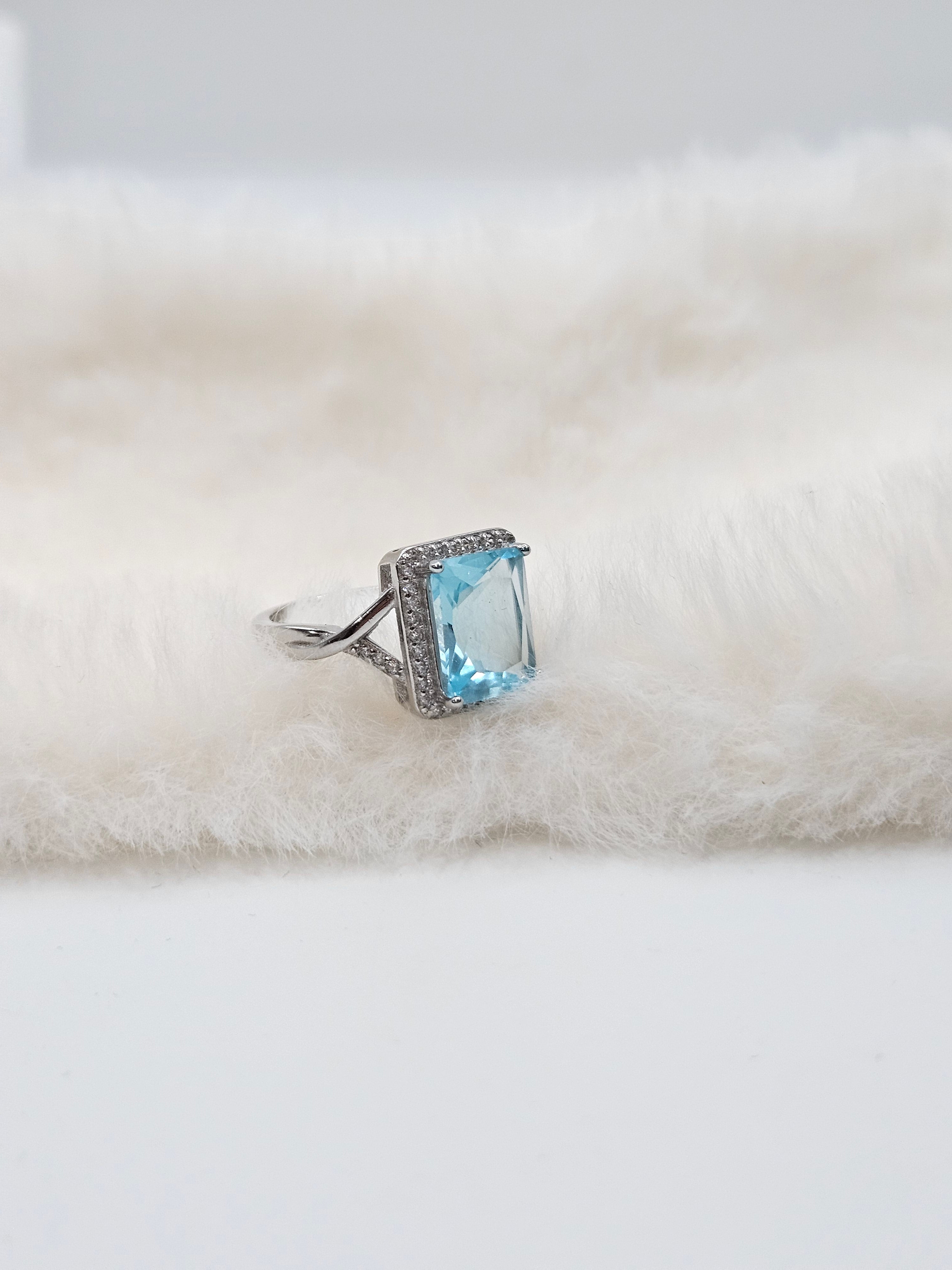 SILVER CZ STUDDED RING