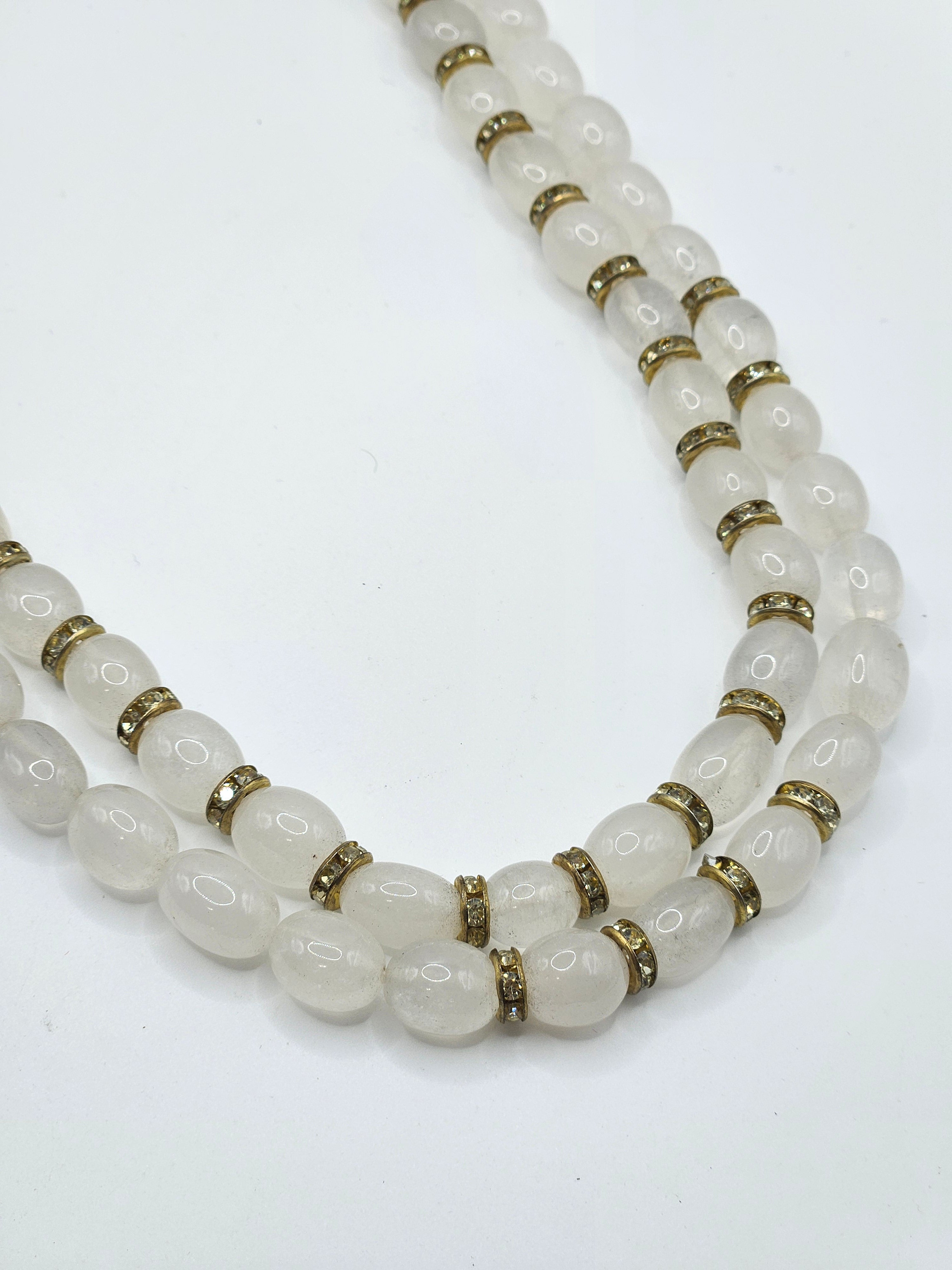 BEADS NECKLACE