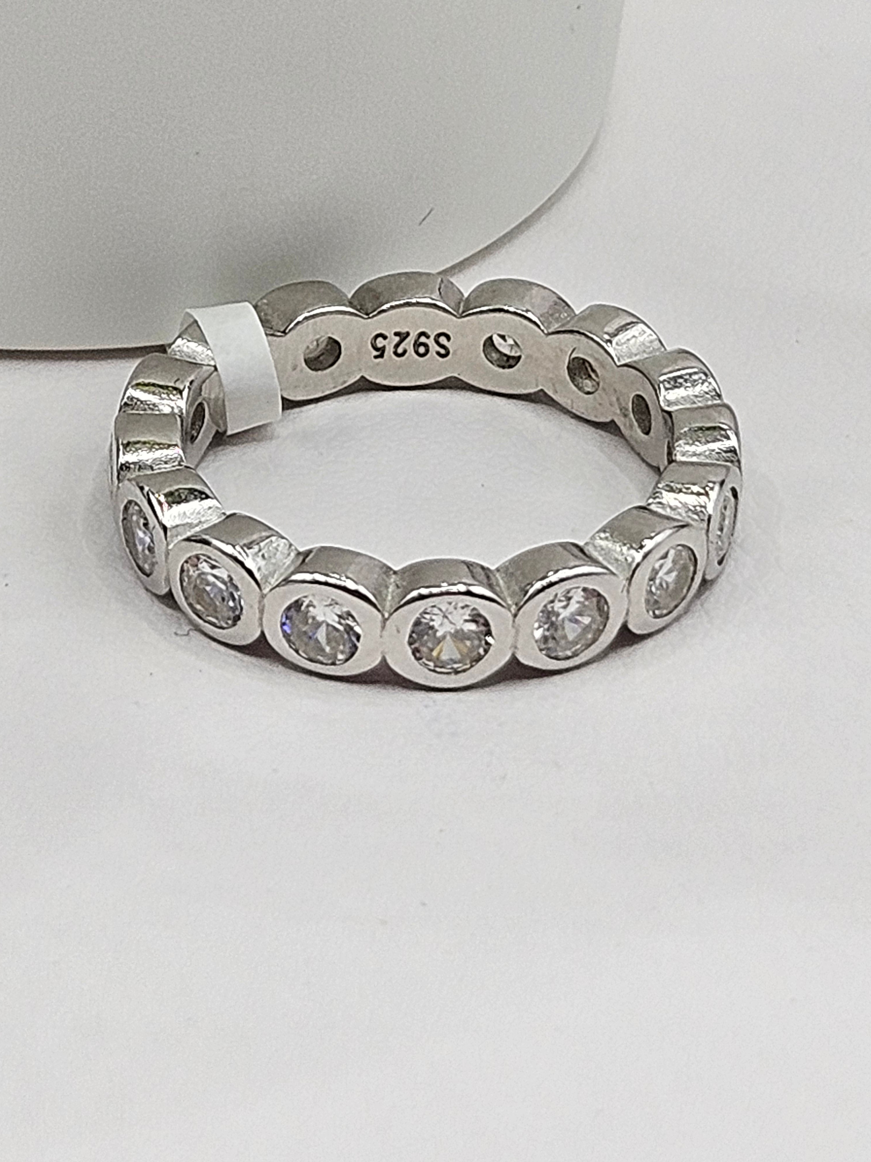SILVER RING SIZE 6.5