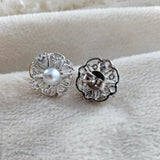 SILVER EARRING