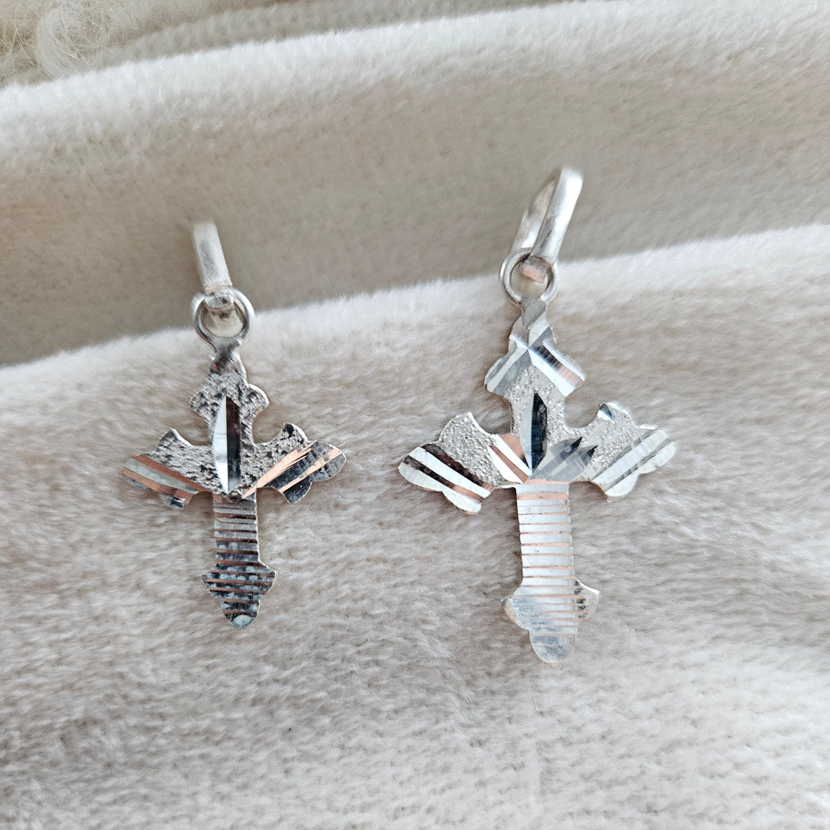 CROSS PENDANTS