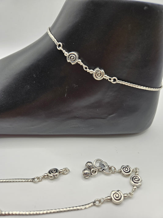 STATEMENT ANKLETS
