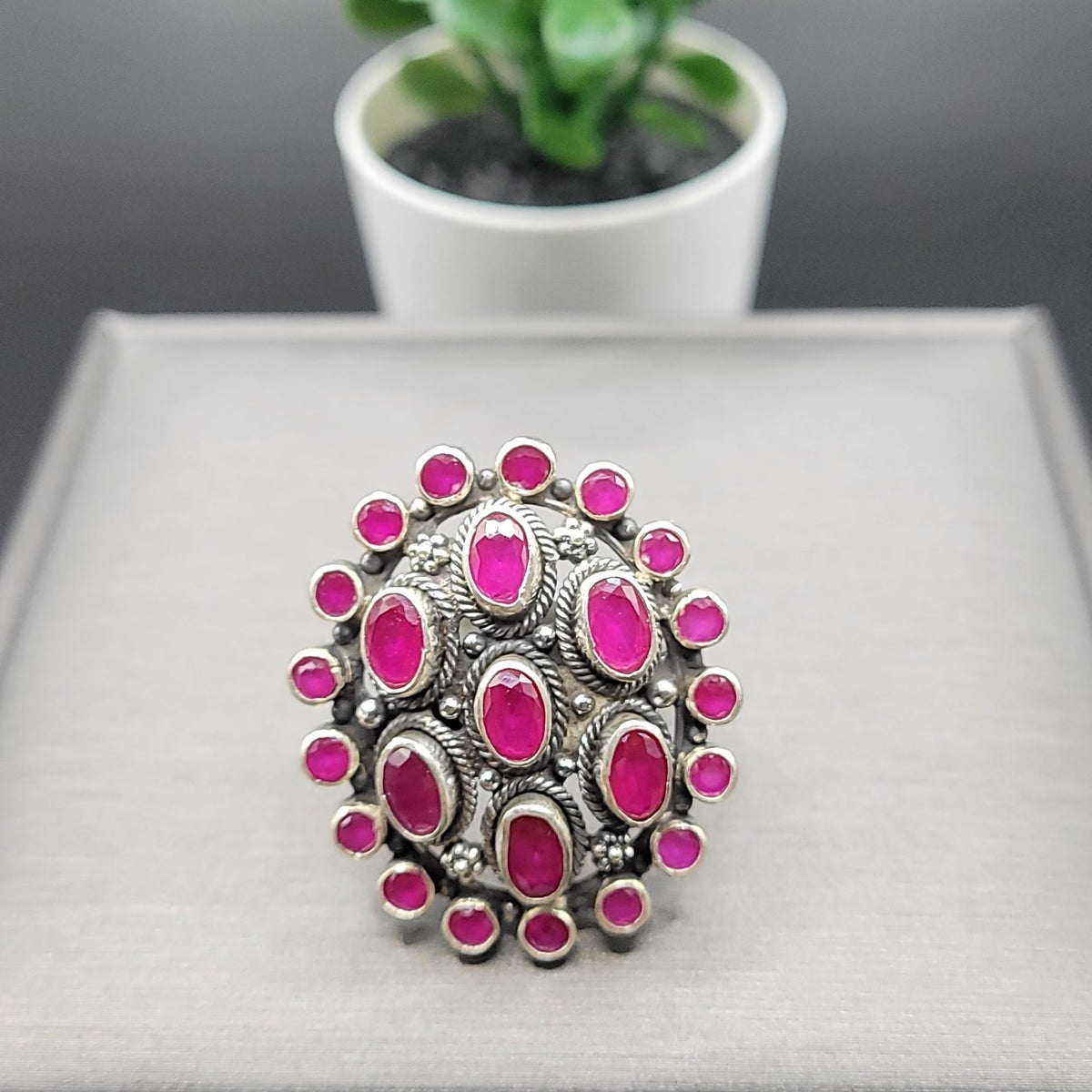 STATEMENT STONE RING