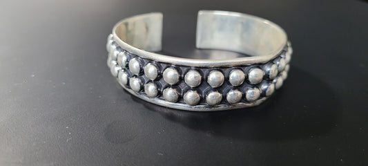 OXIDISED SILVER KADA/BRACELET