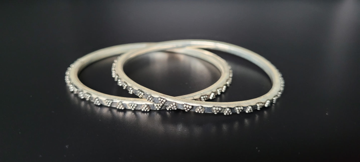 OXIDISED SILVER BANGLES