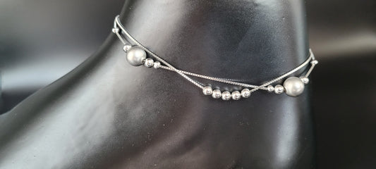 SILVER CHARMS ANKLETS