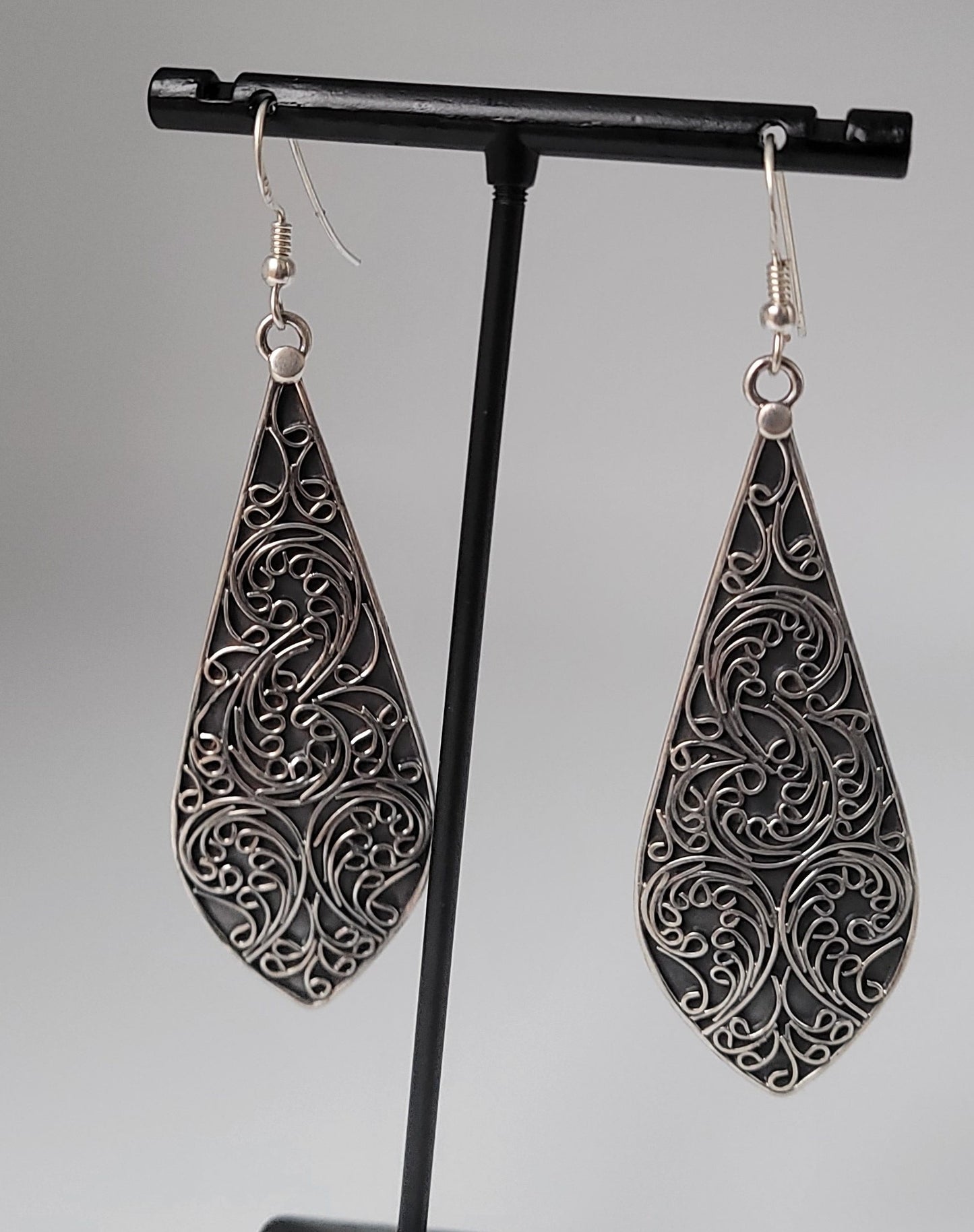 STATEMENT EARRINGS