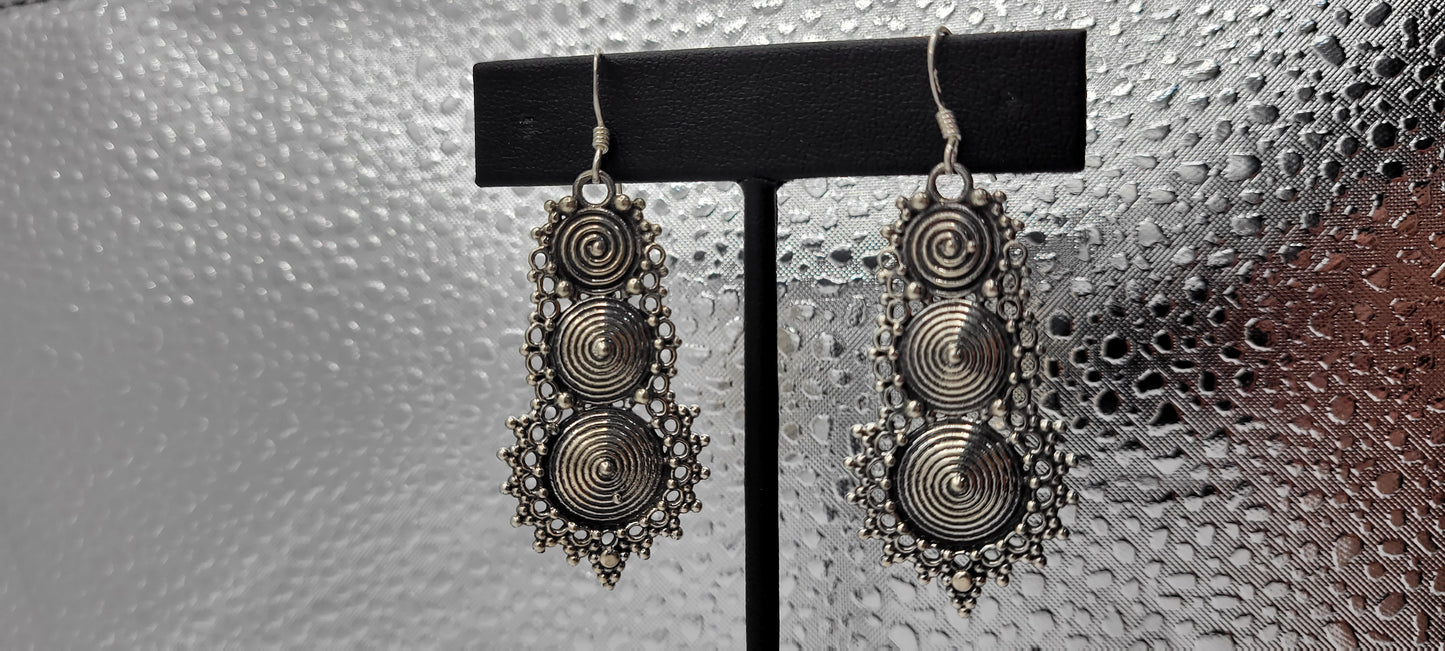 STATEMENT EARRINGS