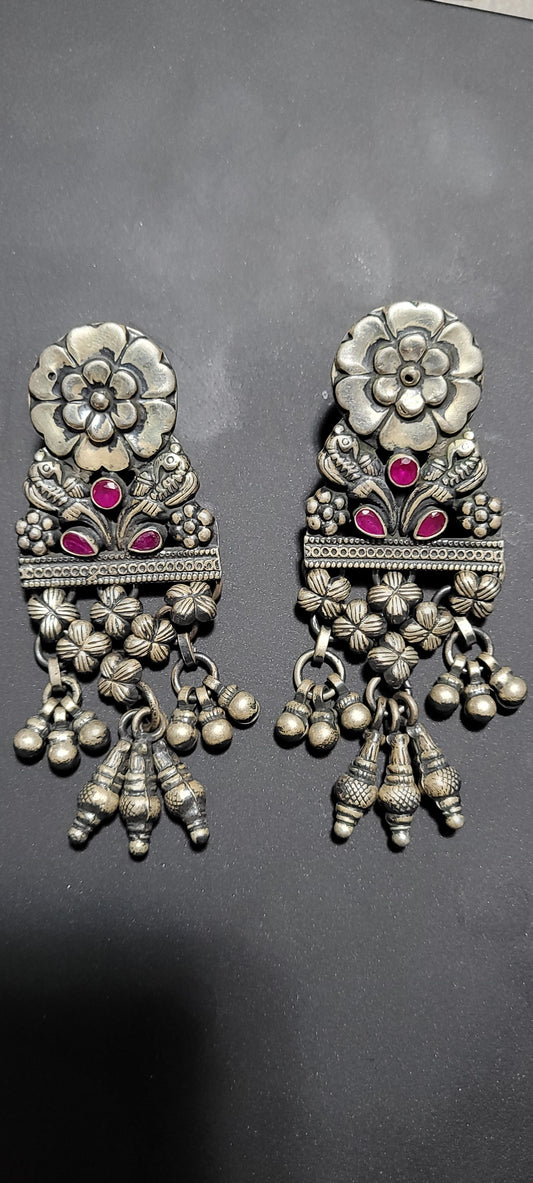 STATEMENT EARRINGS