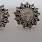 STATEMENT STUD/EARRINGS