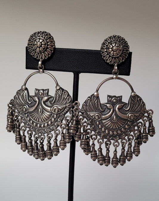 STATEMENT EARRINGS