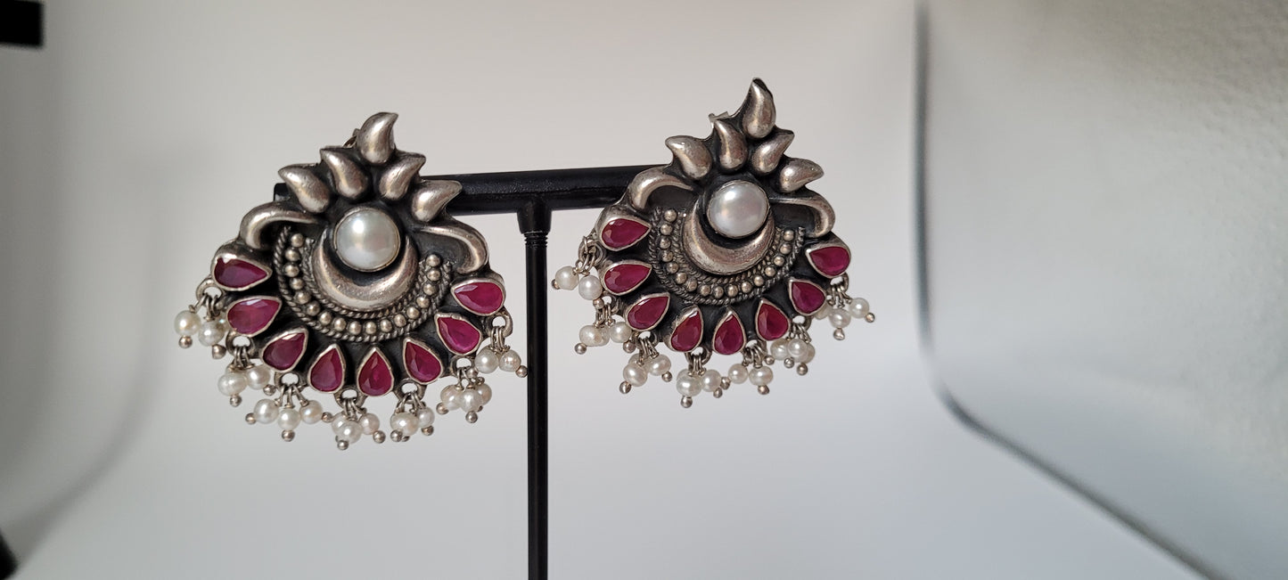 STATEMENT EARRINGS