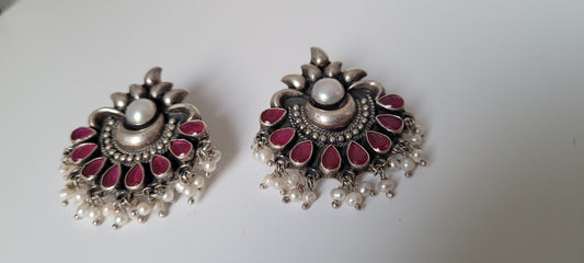 STATEMENT EARRINGS