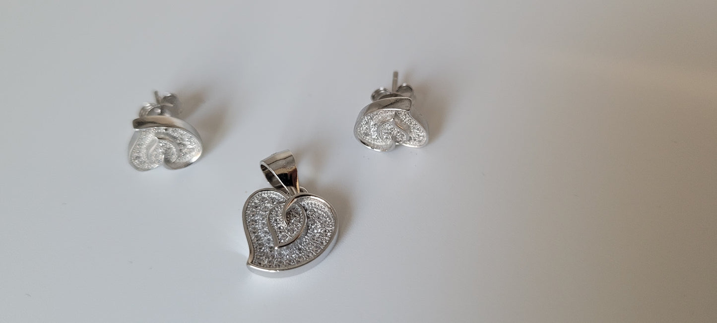 SILVER PENDANTS SET