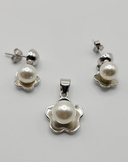 SILVER PENDANTS SET