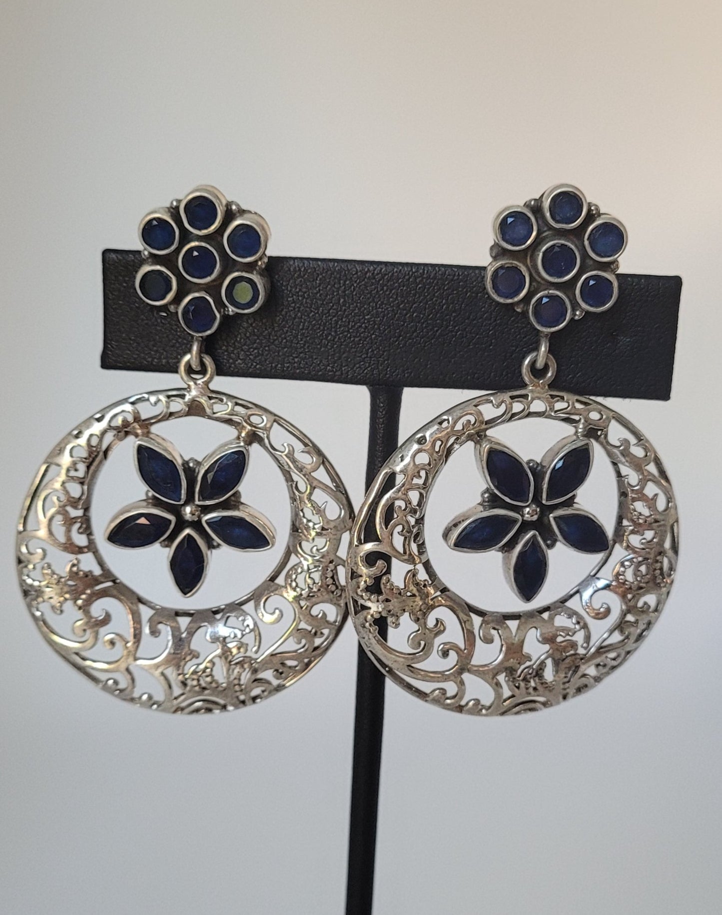 STATEMENT EARRINGS