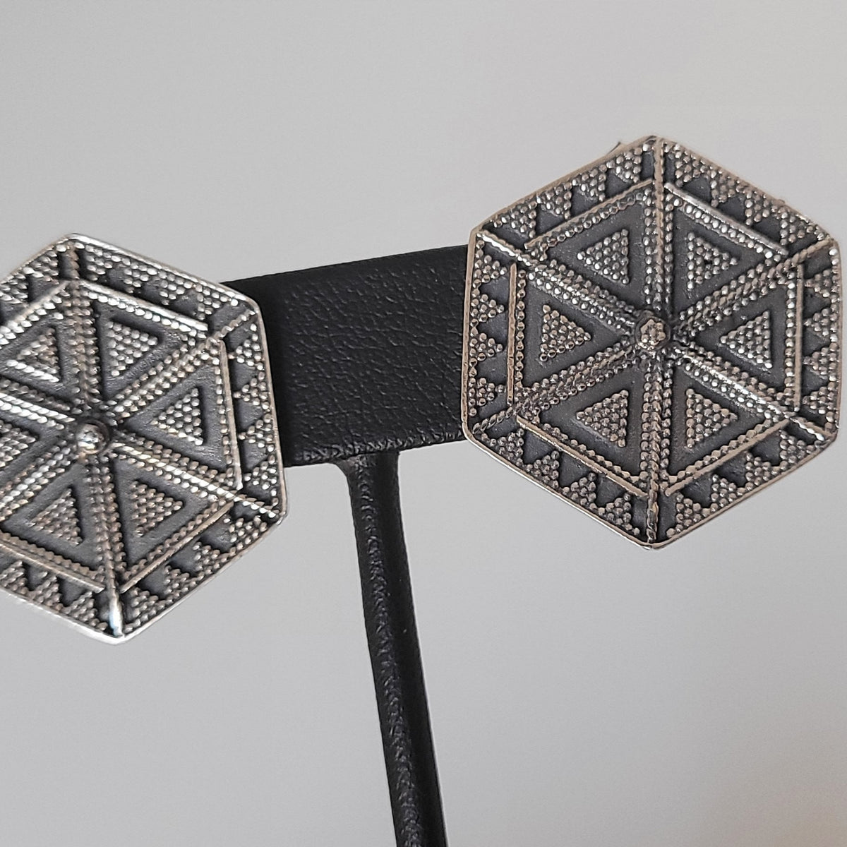 STATEMENT STUDS