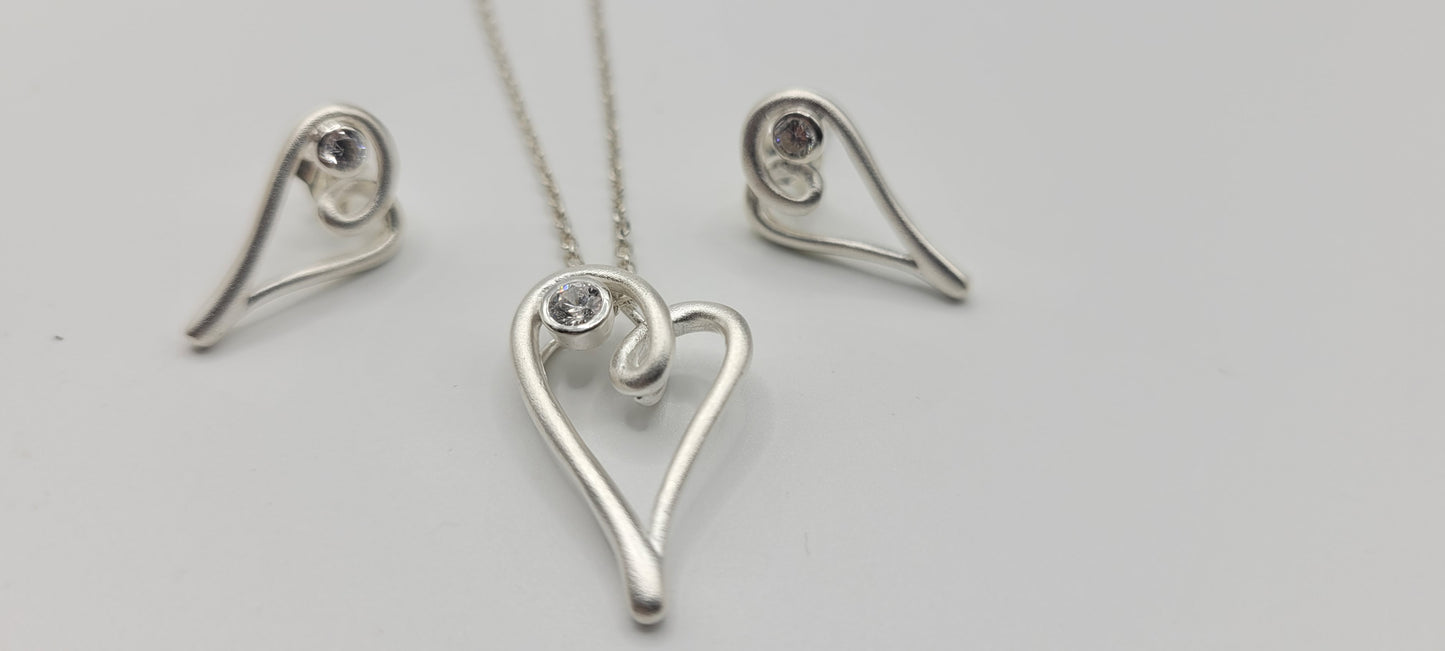 SILVER PENDANT SETS