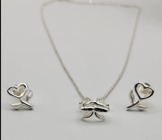 SILVER PENDANT SETS