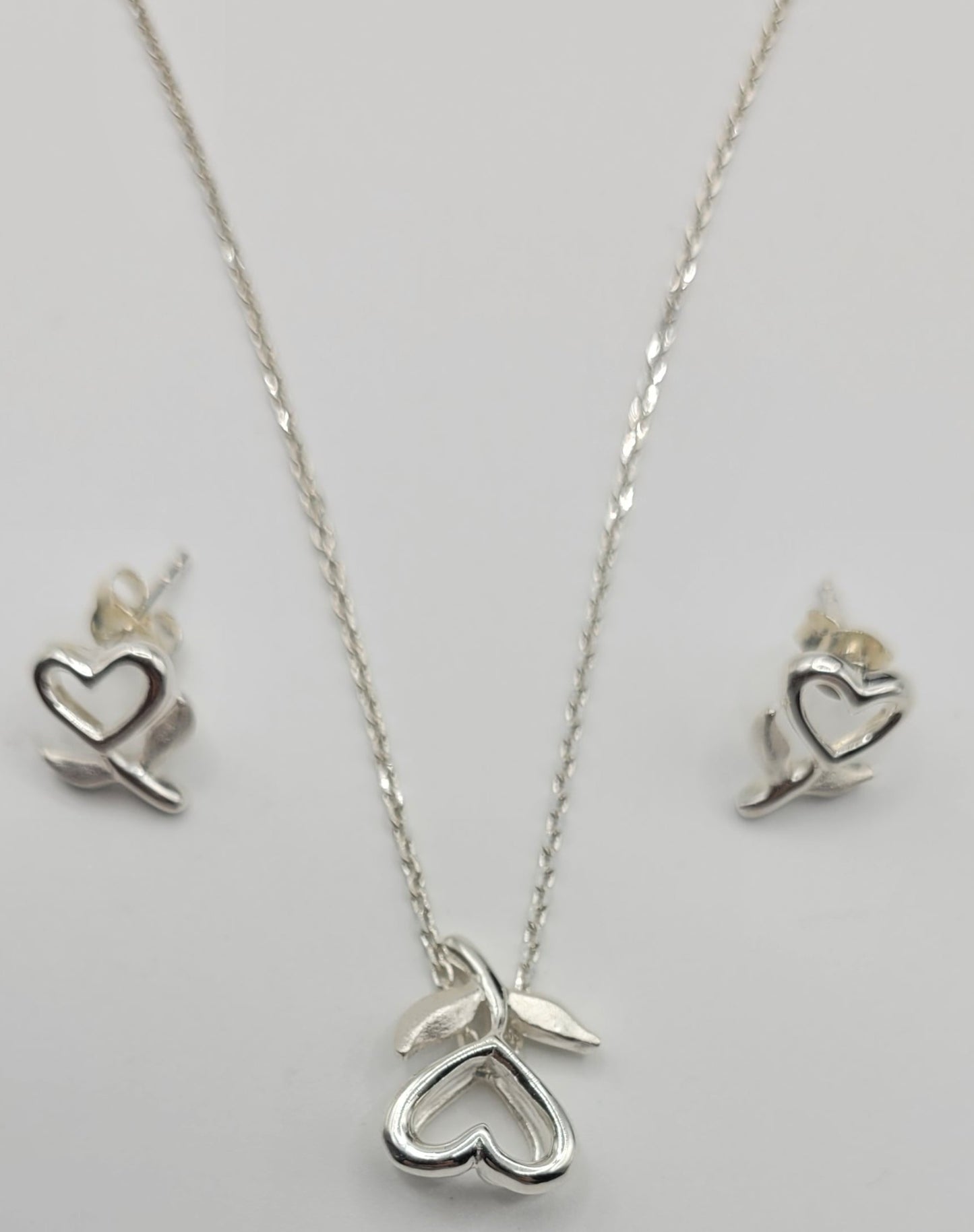 SILVER PENDANT SETS