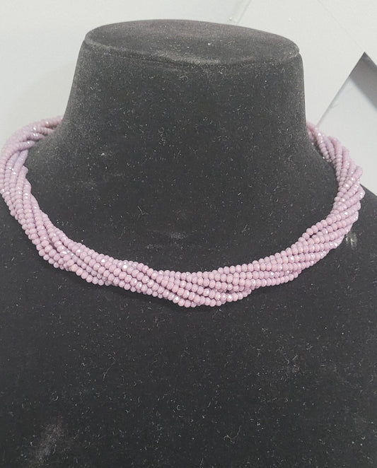 BEADS NECKLACE